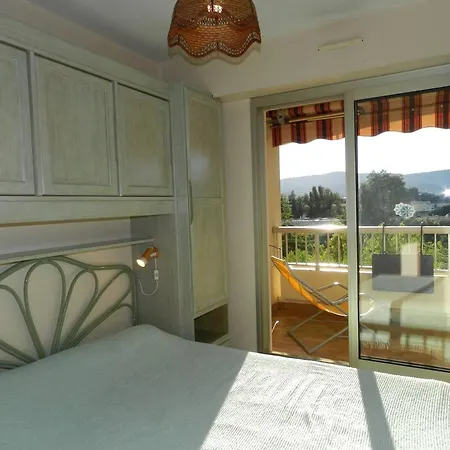 2 Pieces, Terrasse Sud, Parking, - Fr-1-251-872 דירה *